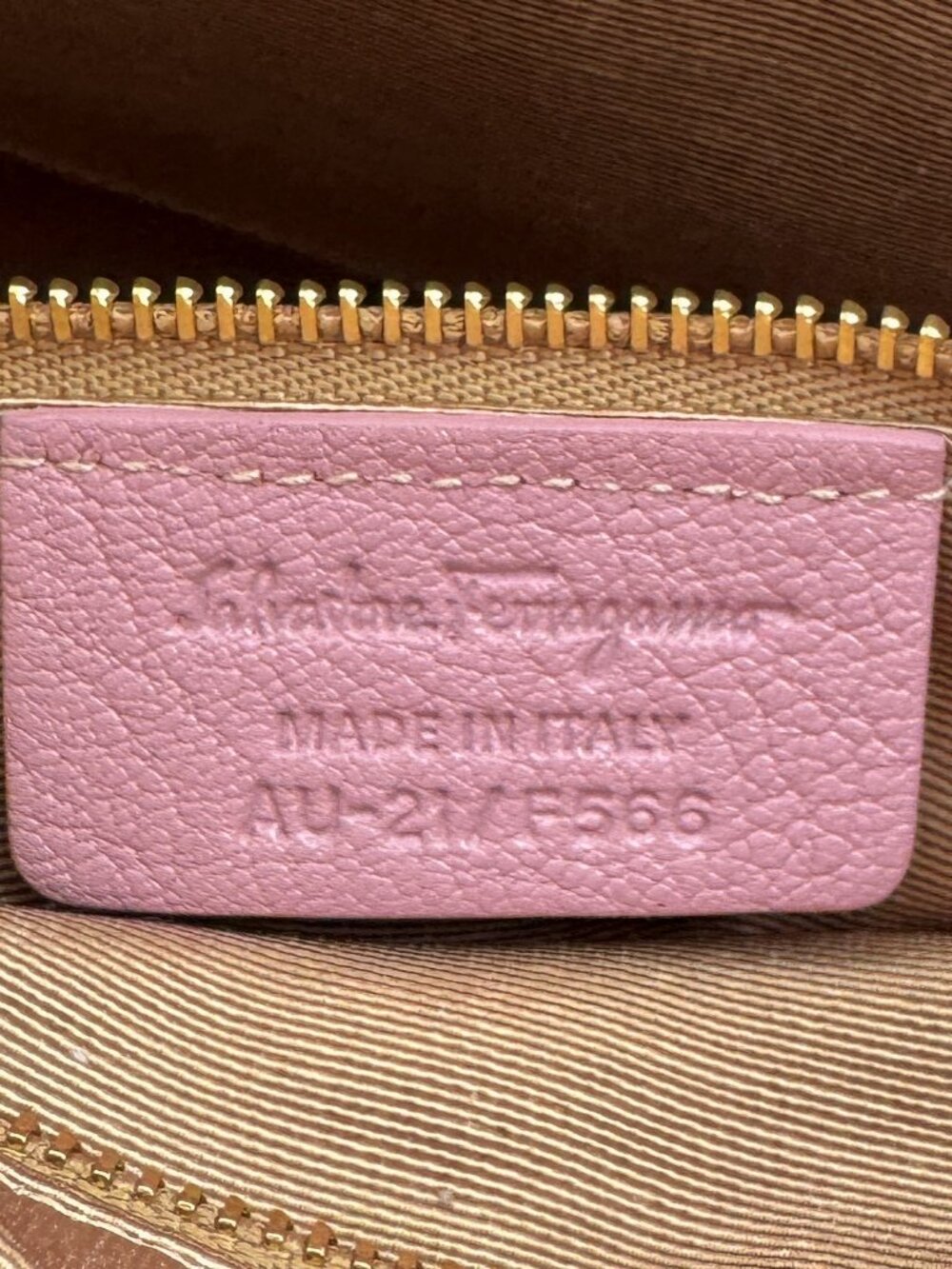 Salvatore Ferragamo Millie Pink Leather Bucket Bag 2-Way Shoulder Crossbody - Picture 12 of 14